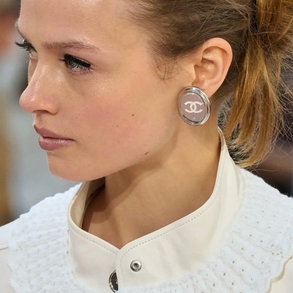 CHANEL Silver and Clear Logo Jennie Earrings - Picture 1 of 7